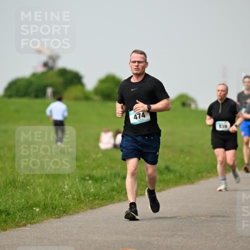 10.05.2026 - 8. Wedeler Halbmarathon Dr. Thomas Lammeyer http://msf.ph/oto/9705410 10.05.2026 11:54:01 Laufen 474, 839 meine-sportfotos.de