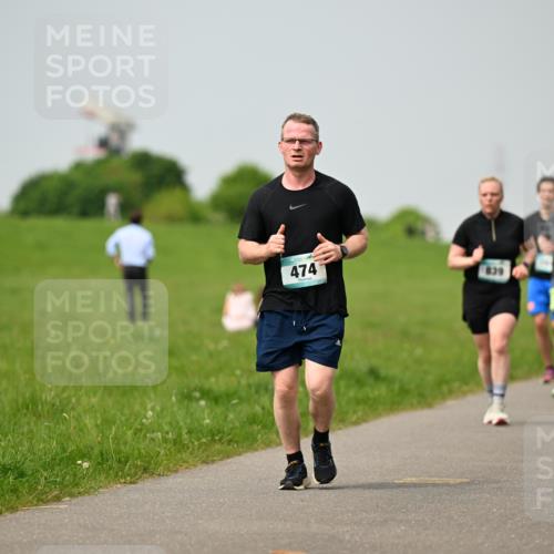 10.05.2026 - 8. Wedeler Halbmarathon Dr. Thomas Lammeyer http://msf.ph/oto/9705411 10.05.2026 11:54:02 Laufen 474, 839, 376 meine-sportfotos.de