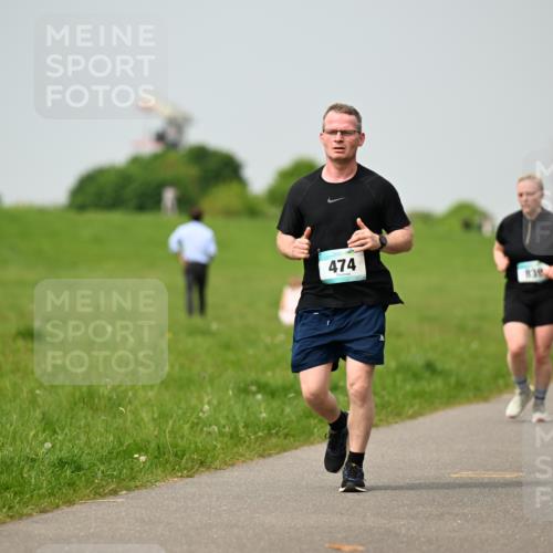10.05.2026 - 8. Wedeler Halbmarathon Dr. Thomas Lammeyer http://msf.ph/oto/9705413 10.05.2026 11:54:02 Laufen 474, 838 meine-sportfotos.de