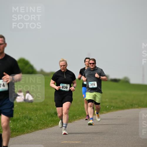10.05.2026 - 8. Wedeler Halbmarathon Dr. Thomas Lammeyer http://msf.ph/oto/9705418 10.05.2026 11:54:03 Laufen 474, 839, 772 meine-sportfotos.de