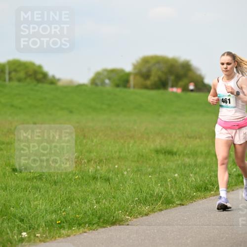 10.05.2026 - 8. Wedeler Halbmarathon Dr. Thomas Lammeyer http://msf.ph/oto/9705489 10.05.2026 11:54:20 Laufen 461 meine-sportfotos.de