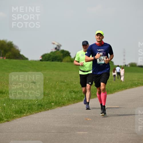 10.05.2026 - 8. Wedeler Halbmarathon Dr. Thomas Lammeyer http://msf.ph/oto/9705548 10.05.2026 11:54:39 Laufen 2026, 531 meine-sportfotos.de