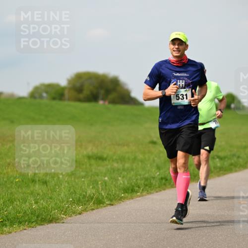 10.05.2026 - 8. Wedeler Halbmarathon Dr. Thomas Lammeyer http://msf.ph/oto/9705559 10.05.2026 11:54:40 Laufen 531 meine-sportfotos.de