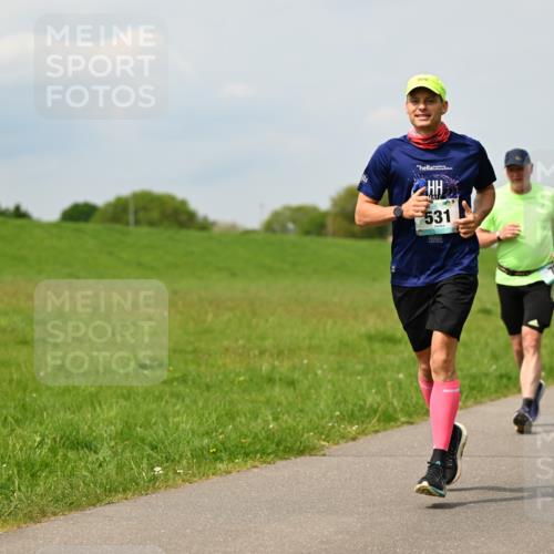 10.05.2026 - 8. Wedeler Halbmarathon Dr. Thomas Lammeyer http://msf.ph/oto/9705562 10.05.2026 11:54:41 Laufen 531 meine-sportfotos.de