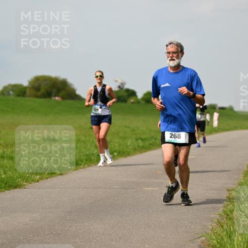 10.05.2026 - 8. Wedeler Halbmarathon Dr. Thomas Lammeyer http://msf.ph/oto/9705619 10.05.2026 11:55:03 Laufen 120, 268 meine-sportfotos.de