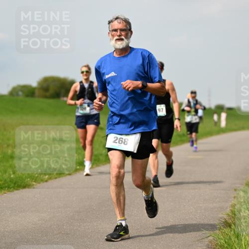 10.05.2026 - 8. Wedeler Halbmarathon Dr. Thomas Lammeyer http://msf.ph/oto/9705625 10.05.2026 11:55:04 Laufen 268 meine-sportfotos.de