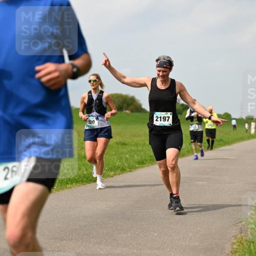 10.05.2026 - 8. Wedeler Halbmarathon Dr. Thomas Lammeyer http://msf.ph/oto/9705634 10.05.2026 11:55:05 Laufen 320, 2197 meine-sportfotos.de