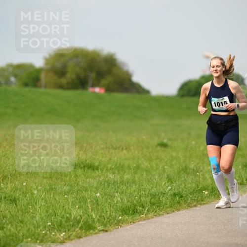 10.05.2026 - 8. Wedeler Halbmarathon Dr. Thomas Lammeyer http://msf.ph/oto/9705697 10.05.2026 11:55:22 Laufen 1015 meine-sportfotos.de
