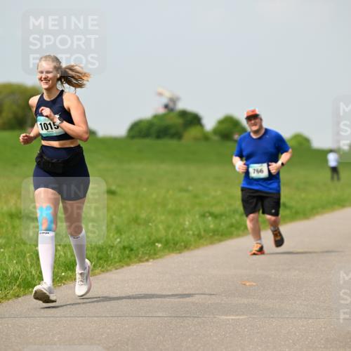 10.05.2026 - 8. Wedeler Halbmarathon Dr. Thomas Lammeyer http://msf.ph/oto/9705708 10.05.2026 11:55:24 Laufen 1015, 766 meine-sportfotos.de
