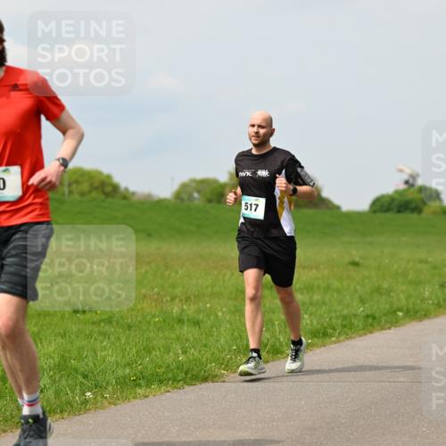 10.05.2026 - 8. Wedeler Halbmarathon Dr. Thomas Lammeyer http://msf.ph/oto/9705778 10.05.2026 11:55:47 Laufen 517 meine-sportfotos.de
