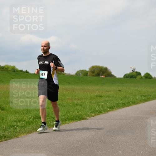 10.05.2026 - 8. Wedeler Halbmarathon Dr. Thomas Lammeyer http://msf.ph/oto/9705789 10.05.2026 11:55:48 Laufen 517 meine-sportfotos.de
