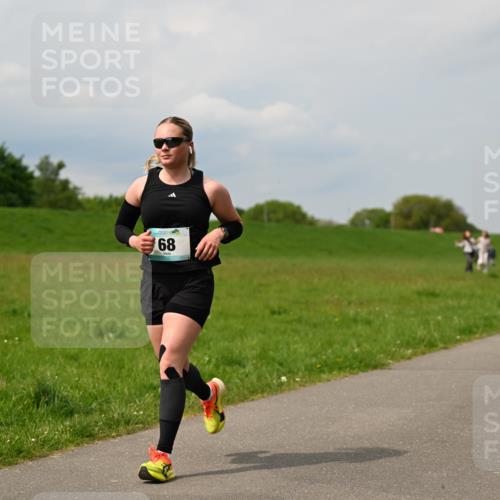 10.05.2026 - 8. Wedeler Halbmarathon Dr. Thomas Lammeyer http://msf.ph/oto/9705856 10.05.2026 11:56:02 Laufen  meine-sportfotos.de