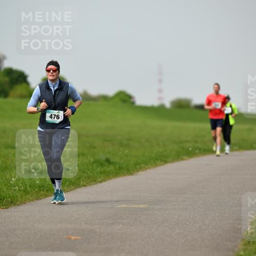 10.05.2026 - 8. Wedeler Halbmarathon Dr. Thomas Lammeyer http://msf.ph/oto/9705908 10.05.2026 11:56:19 Laufen 476 meine-sportfotos.de