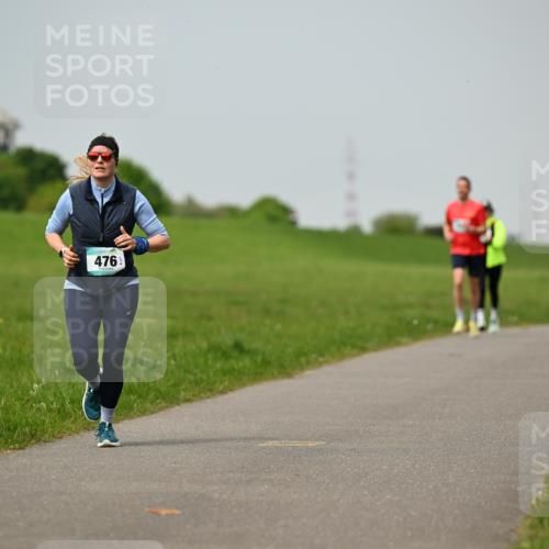 10.05.2026 - 8. Wedeler Halbmarathon Dr. Thomas Lammeyer http://msf.ph/oto/9705909 10.05.2026 11:56:20 Laufen 476 meine-sportfotos.de