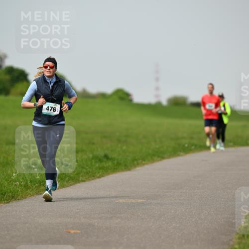 10.05.2026 - 8. Wedeler Halbmarathon Dr. Thomas Lammeyer http://msf.ph/oto/9705910 10.05.2026 11:56:20 Laufen 476 meine-sportfotos.de