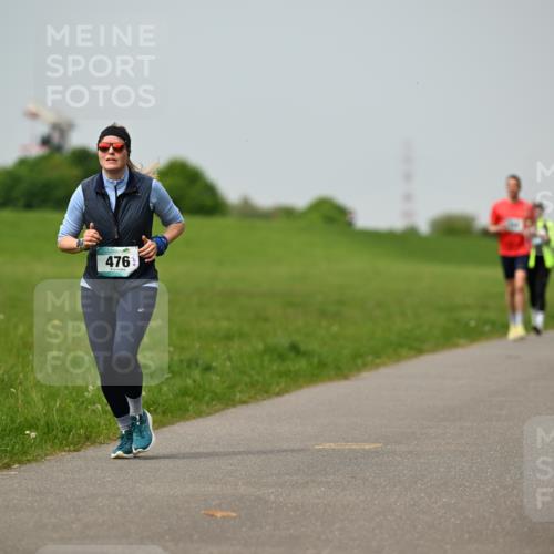 10.05.2026 - 8. Wedeler Halbmarathon Dr. Thomas Lammeyer http://msf.ph/oto/9705913 10.05.2026 11:56:20 Laufen 476 meine-sportfotos.de