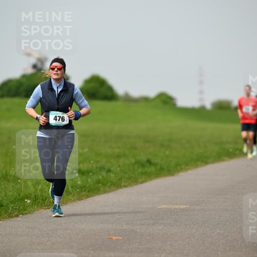 10.05.2026 - 8. Wedeler Halbmarathon Dr. Thomas Lammeyer http://msf.ph/oto/9705917 10.05.2026 11:56:20 Laufen 476 meine-sportfotos.de