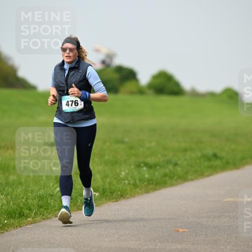 10.05.2026 - 8. Wedeler Halbmarathon Dr. Thomas Lammeyer http://msf.ph/oto/9705922 10.05.2026 11:56:21 Laufen 476 meine-sportfotos.de