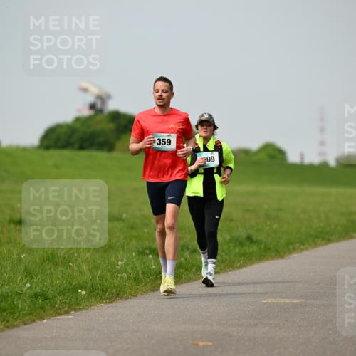 10.05.2026 - 8. Wedeler Halbmarathon Dr. Thomas Lammeyer http://msf.ph/oto/9705930 10.05.2026 11:56:31 Laufen 359 meine-sportfotos.de