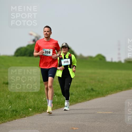 10.05.2026 - 8. Wedeler Halbmarathon Dr. Thomas Lammeyer http://msf.ph/oto/9705936 10.05.2026 11:56:31 Laufen 359, 309 meine-sportfotos.de