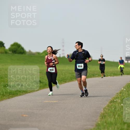 10.05.2026 - 8. Wedeler Halbmarathon Dr. Thomas Lammeyer http://msf.ph/oto/9705952 10.05.2026 11:56:37 Laufen 959 meine-sportfotos.de
