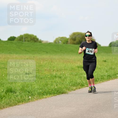 10.05.2026 - 8. Wedeler Halbmarathon Dr. Thomas Lammeyer http://msf.ph/oto/9705993 10.05.2026 11:56:53 Laufen 475 meine-sportfotos.de