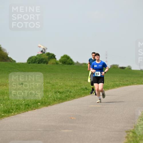 10.05.2026 - 8. Wedeler Halbmarathon Dr. Thomas Lammeyer http://msf.ph/oto/9706003 10.05.2026 11:56:56 Laufen 612 meine-sportfotos.de