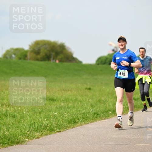 10.05.2026 - 8. Wedeler Halbmarathon Dr. Thomas Lammeyer http://msf.ph/oto/9706023 10.05.2026 11:56:59 Laufen 612 meine-sportfotos.de