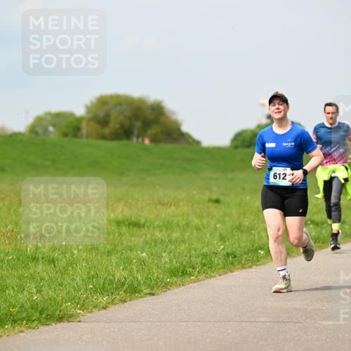 10.05.2026 - 8. Wedeler Halbmarathon Dr. Thomas Lammeyer http://msf.ph/oto/9706024 10.05.2026 11:56:59 Laufen 612 meine-sportfotos.de