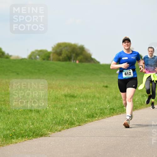 10.05.2026 - 8. Wedeler Halbmarathon Dr. Thomas Lammeyer http://msf.ph/oto/9706026 10.05.2026 11:56:59 Laufen 612 meine-sportfotos.de