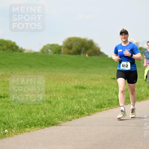 10.05.2026 - 8. Wedeler Halbmarathon Dr. Thomas Lammeyer http://msf.ph/oto/9706028 10.05.2026 11:56:59 Laufen 612 meine-sportfotos.de