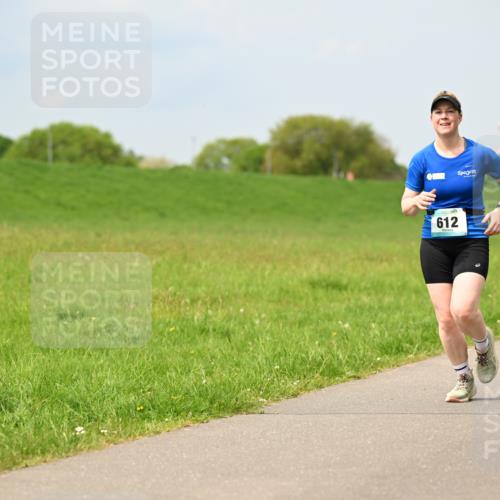 10.05.2026 - 8. Wedeler Halbmarathon Dr. Thomas Lammeyer http://msf.ph/oto/9706030 10.05.2026 11:56:59 Laufen 612 meine-sportfotos.de