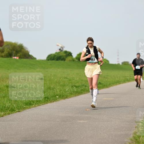 10.05.2026 - 8. Wedeler Halbmarathon Dr. Thomas Lammeyer http://msf.ph/oto/9706177 10.05.2026 11:57:33 Laufen 288, 483 meine-sportfotos.de