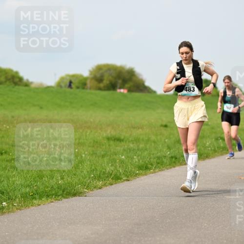 10.05.2026 - 8. Wedeler Halbmarathon Dr. Thomas Lammeyer http://msf.ph/oto/9706205 10.05.2026 11:57:35 Laufen 483, 762 meine-sportfotos.de
