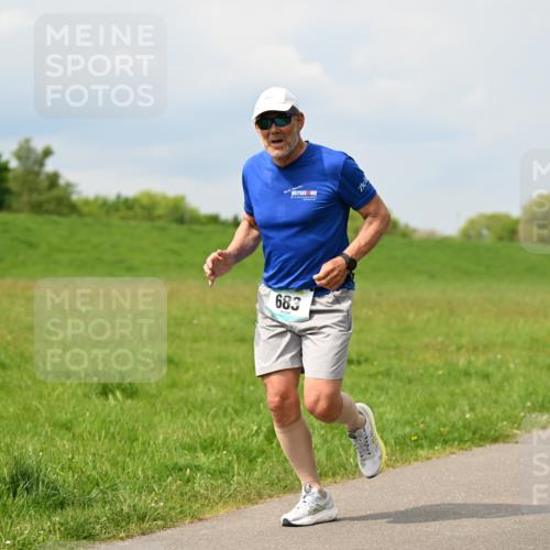 10.05.2026 - 8. Wedeler Halbmarathon Dr. Thomas Lammeyer http://msf.ph/oto/9706391 10.05.2026 11:57:49 Laufen 683 meine-sportfotos.de