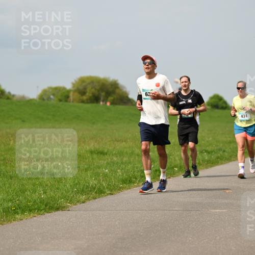 10.05.2026 - 8. Wedeler Halbmarathon Dr. Thomas Lammeyer http://msf.ph/oto/9706550 10.05.2026 11:58:02 Laufen 431 meine-sportfotos.de