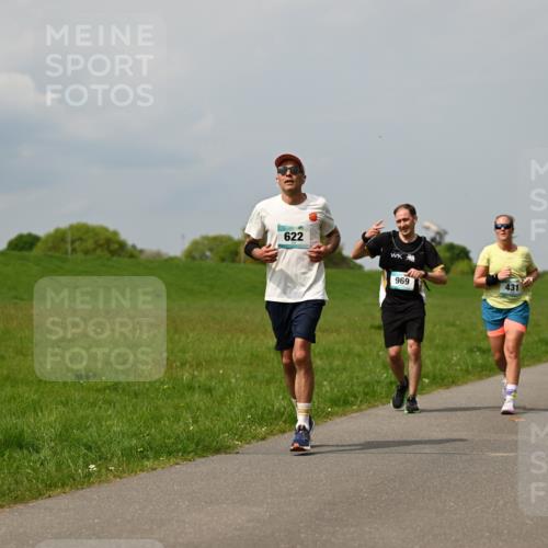 10.05.2026 - 8. Wedeler Halbmarathon Dr. Thomas Lammeyer http://msf.ph/oto/9706570 10.05.2026 11:58:03 Laufen 622, 969, 431 meine-sportfotos.de