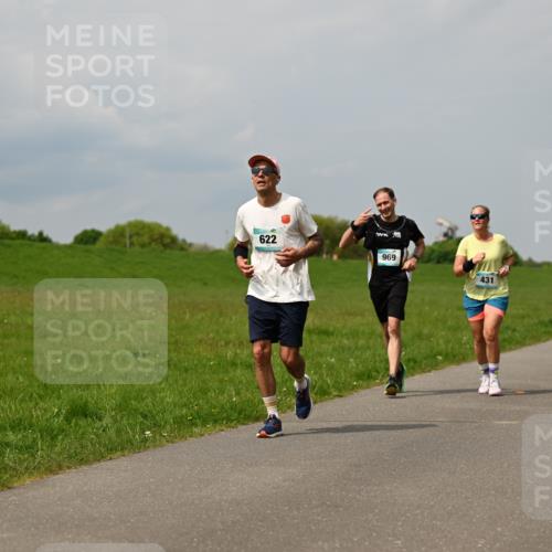 10.05.2026 - 8. Wedeler Halbmarathon Dr. Thomas Lammeyer http://msf.ph/oto/9706571 10.05.2026 11:58:04 Laufen 622, 969, 431 meine-sportfotos.de