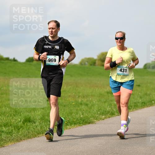 10.05.2026 - 8. Wedeler Halbmarathon Dr. Thomas Lammeyer http://msf.ph/oto/9706599 10.05.2026 11:58:06 Laufen 969, 431 meine-sportfotos.de