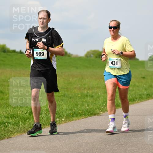 10.05.2026 - 8. Wedeler Halbmarathon Dr. Thomas Lammeyer http://msf.ph/oto/9706604 10.05.2026 11:58:06 Laufen 969, 431 meine-sportfotos.de