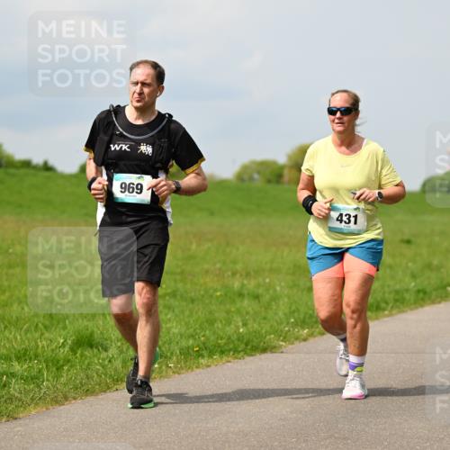 10.05.2026 - 8. Wedeler Halbmarathon Dr. Thomas Lammeyer http://msf.ph/oto/9706607 10.05.2026 11:58:06 Laufen 969, 431 meine-sportfotos.de