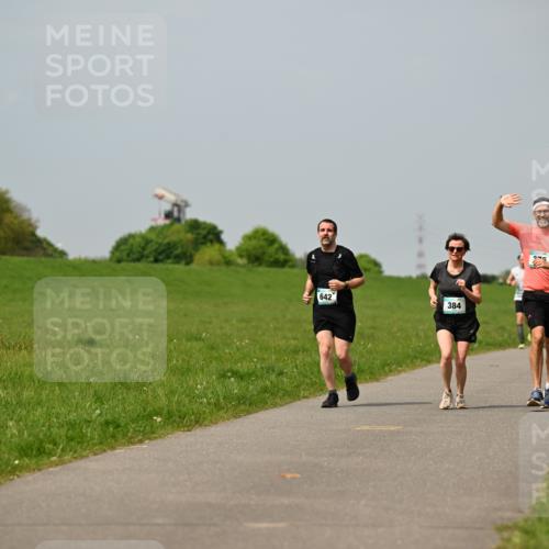 10.05.2026 - 8. Wedeler Halbmarathon Dr. Thomas Lammeyer http://msf.ph/oto/9706636 10.05.2026 11:58:08 Laufen 642, 384 meine-sportfotos.de