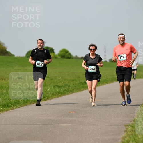 10.05.2026 - 8. Wedeler Halbmarathon Dr. Thomas Lammeyer http://msf.ph/oto/9706667 10.05.2026 11:58:11 Laufen 642, 384, 376 meine-sportfotos.de