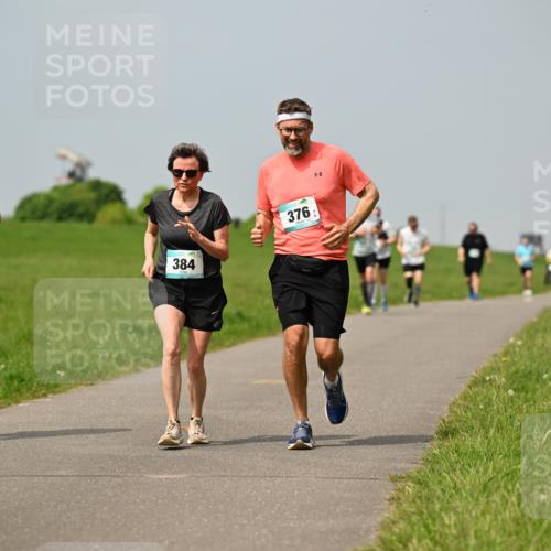 10.05.2026 - 8. Wedeler Halbmarathon Dr. Thomas Lammeyer http://msf.ph/oto/9706691 10.05.2026 11:58:12 Laufen 642, 384, 376 meine-sportfotos.de