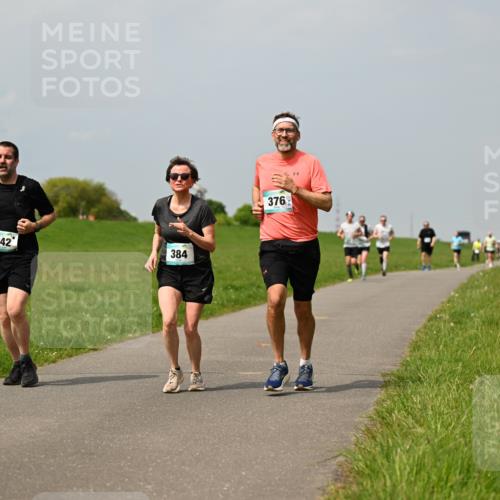 10.05.2026 - 8. Wedeler Halbmarathon Dr. Thomas Lammeyer http://msf.ph/oto/9706704 10.05.2026 11:58:14 Laufen 642, 384, 376 meine-sportfotos.de