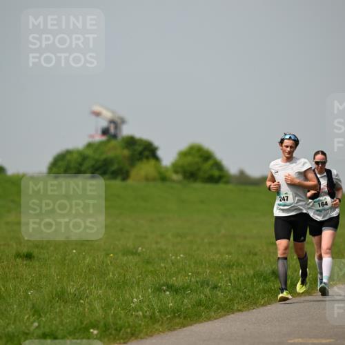10.05.2026 - 8. Wedeler Halbmarathon Dr. Thomas Lammeyer http://msf.ph/oto/9706744 10.05.2026 11:58:17 Laufen 247, 164 meine-sportfotos.de