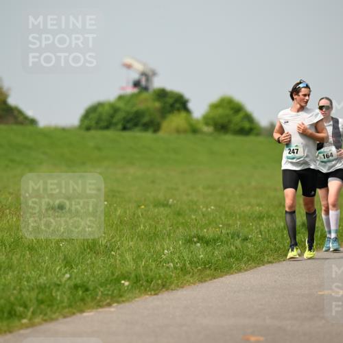 10.05.2026 - 8. Wedeler Halbmarathon Dr. Thomas Lammeyer http://msf.ph/oto/9706746 10.05.2026 11:58:18 Laufen 247, 164, 165 meine-sportfotos.de