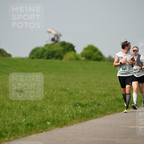 10.05.2026 - 8. Wedeler Halbmarathon Dr. Thomas Lammeyer http://msf.ph/oto/9706751 10.05.2026 11:58:18 Laufen 247, 164, 165 meine-sportfotos.de