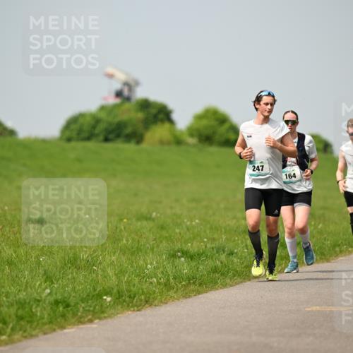 10.05.2026 - 8. Wedeler Halbmarathon Dr. Thomas Lammeyer http://msf.ph/oto/9706764 10.05.2026 11:58:19 Laufen 247, 164, 165 meine-sportfotos.de