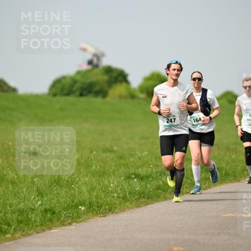 10.05.2026 - 8. Wedeler Halbmarathon Dr. Thomas Lammeyer http://msf.ph/oto/9706779 10.05.2026 11:58:19 Laufen 247, 164, 165 meine-sportfotos.de